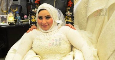 "اليوم السابع" يحاور أول "موديل" من ذوى الهمم فى بورسعيد.. سارة تحمل شعار "مفيش مستحيل".. وتؤكد: ولدت بضمور فى النخاع الشوكى ولم أستسلم لمحاولات إحباطى.. ورسالتى: "الإعاقة إعاقة القلب وليست الجسد".. صور