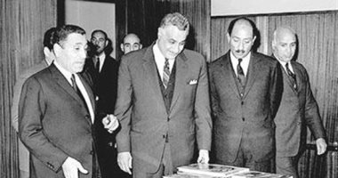 سعيد الشحات يكتب.. ذات يوم 13فبراير 1969.. «عبدالناصر» يزور «الأهرام» ويجلس على مكتب «هيكل» قائلا: هذا هو العمل الوحيد الذى كنت أرغب فى القيام به