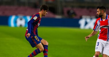 برشلونة ضد الافيس.. ترينكاو يتقدم للبارسا فى الدقيقة 29.. فيديو