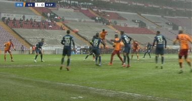 قاسم باشا يتعادل مع جالطة سراي فى الدورى التركى