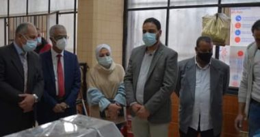 رئيس جامعة بور سعيد يتفقد المدينة الجامعية ويفتتح المخبز الألى بمدينة العبد 