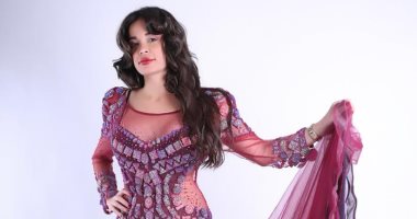 دومينيك حوراني تحتفل بعيد الحب بجلسة تصوير جديدة .. صور 