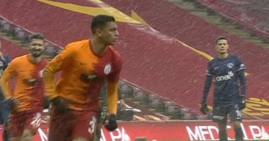 مصطفى محمد يسجل أرقاما مميزة مع جالطة سراي فى الدوري التركي