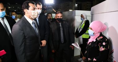 وزير الرياضة يجتمع مع مجلس أمناء المدينة الشبابية بالأسمرات