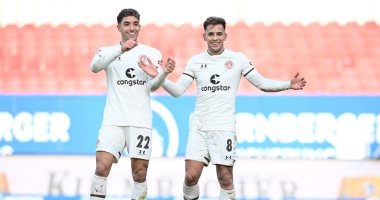 عمر مرموش أفضل لاعب فى مباراة سانت باولي أمام نورينبرج 