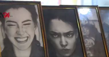 فلسطينية تحول الرسم بالفحم من هواية إلى مصدر رزق .. اعرف حكايتها "صور"