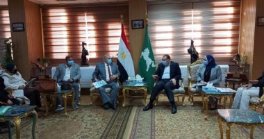 محافظ الشرقية يستقبل رئيس الشركة المصرية للصيانة الذاتية للطرق والمطارات