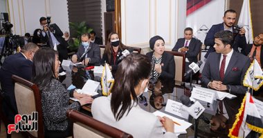 تنسيقية شباب الأحزاب والسياسيين ترصد جهود الدولة تجاه العمالة غير المنتظمة 