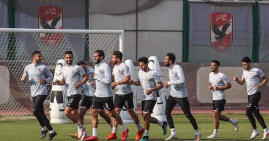 فيديو.. مباراة بينج بونج بين ديانج وأجايى وهزار كهربا وربيعة في مران الأهلي