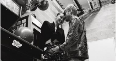 جيجى حديد تحتفل بالفلانتين مع زين مالك بصورة حصدت 5 مليون إعجاب