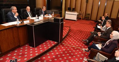 "مشروعات النواب" توافق على بيان وزير التموين وتوصى بتخصيص جمعيتى للشباب