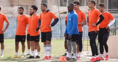 محمد كوفى فى تشكيل البنك الأهلى أمام الإسماعيلى