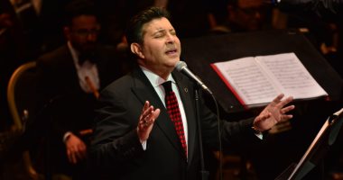 هانى شاكر يطرب جمهور الأوبرا بأجمل أغنياته في عيد الحب.. صور