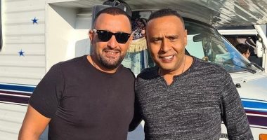 محمود عبد المغنى وأحمد السقا فى صورة جديدة من كواليس فيلم "السرب"