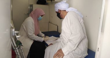الكشف على 1152 حالة خلال قافلة طبية ضمن "حياة كريمة" فى نجع الرماش بقنا  ‪