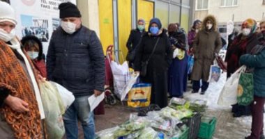 الفقر يجبر الأتراك على شراء المنتجات الفاسدة والمنتهية الصلاحية.. صور