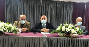 تعليم الدقهلية: تكليف الموجهين بوضع امتحانات نصف العام