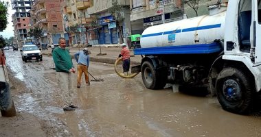 تعطل حركة الملاحة فى ميناء البرلس وهطول أمطار على عدد من مدن كفر الشيخ.. صور