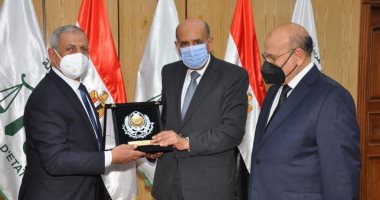 مجلس الدولة ينشئ نظاما رقميا لتلقي طلبات تعيين المندوبين المساعدين.. صور 