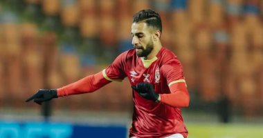 الأهلي يستعرض فدائية عمرو السولية فى مواجهة إنبى: "بطل"