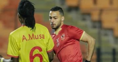 خروج أيمن ونزول بيكهام في الدقيقة 68 من مباراة الأهلي وفيتا كلوب.. فيديو