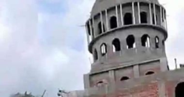 سقوط مئذنة مسجد بالسنبلاوبن و3 أعمدة كهرباء بالمنصورة بسبب الطقس