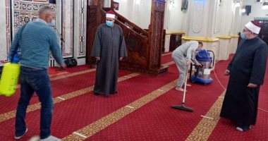 الأوقاف تواصل حملة نظافة وتعقيم المساجد استعدادا لصلاة الجمعة