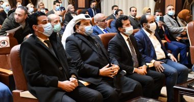 وزير الرياضة يلتقى أعضاء برلمان الشباب الفائزين فى الانتخابات