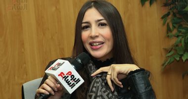 جنات: أول حب فى حياتى كان عمرى 6 سننين عورنى فى عينى وخبيت على ماما