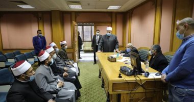 وكيل الأزهر يتفقد المرحلة النهائية من مسابقة الابتعاث الخارجى