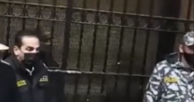 النيابة تحاصر "سفاح الجيزة": المتهم قتل صديق عمره ودفنه بشقته.. فيديو