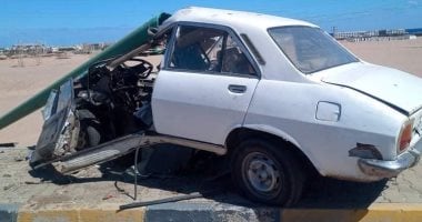 إصابة شخصين فى تصادم سيارة ملاكى بعامود إنارة بالغردقة