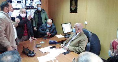 وفد من القطاع الهندسى بوزارة الصحة يتفقد مستشفى سمنود المركزى بالغربية