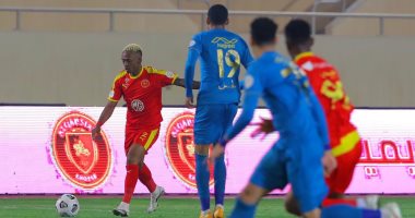 النصر يواصل سقوطه فى الدوري السعودي بهدف أمام القادسية.. فيديو
