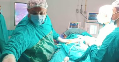 وكيل صحة المنوفية ومدير الطب العلاجى يجريان عمليتان لسيدتان بمستشفى زاوية الناعورة