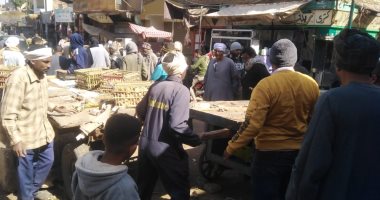 رفع مخلفات بالطرق فى قرى أرمنت وإزالة مخالفة تعدى على أرض زراعية