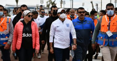 وزير الرياضة يقود ماراثون للمشي بالمدينة الرياضية بالعاصمة الإدارية