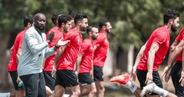 فيديو.. أبناء اللاعبين يظهرون في مران الاهلي استعدادا لطلائع الجيش