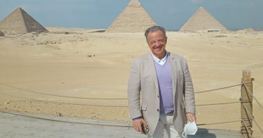رئيس الاتحاد الدولى لكمال الأجسام يزور منطقة الأهرامات.. صور