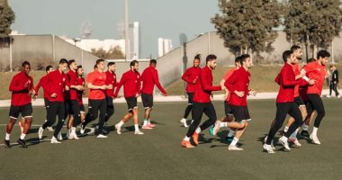 لاعبو الأهلي يستكشفون نقاط القوة والضعف فى سيمبا التنزاني بالفيديو