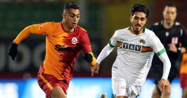 نجم منتخب تركيا السابق: مصطفى محمد مهاجم لا تمل من مشاهدته وتحركاته رائعة