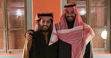 تركى آل الشيخ ينشر صورة تجمعه بولى العهد الأمير محمد بن سلمان.. ويعلق: حفظك الله 