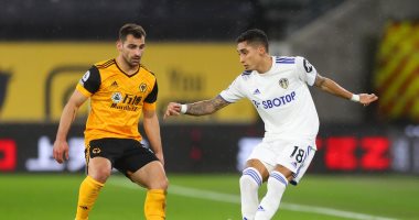 البرازيلي رافينيا نجم ليدز يونايتد الأول بالدوري الإنجليزي.. فيديو 