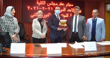 عميد طب طنطا: الطلاب العباقرة نموذج مشرف وتكريمهم مستحق