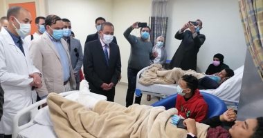 محافظ الإسماعيلية يتفقد المستشفيات لمتابعة تطبيق منظومة التأمين الصحى.. صور