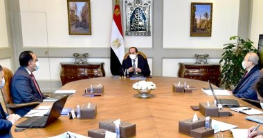 الرئيس السيسي يوجه ببلورة سياسات تسويقية مرنة لقناة السويس تتناسب مع الظروف الاقتصادية العالمية وإدماج عناصر خدمية جاذبة للسفن العابرة.. ومواصلة بذل الجهود من أجل تطوير قدرات الهيئة العامة للمنطقة الاقتصادية