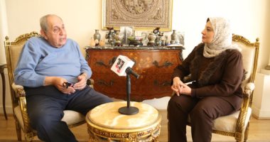 حفيد المنتجة آسيا داغر يكشف أسرارا لأول مرة عن حياتها مع زينب عبداللاه.. رحلة رائدة السينما وقصة إسلام ابنتها.. وهل كانت أول ممثلة تدفن فى البقيع؟.. وعلاقتها بالسادات ودوره فى إنقاذ الناصر صلاح الدين.. فيديو