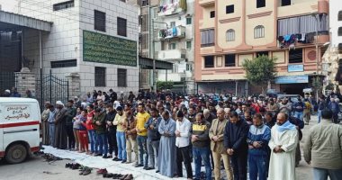 تشييع جثمان مريض السمنة المفرطة بالمحلة.. صور