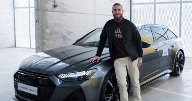 شاهد.. نجوم ريال مدريد مع سياراتهم الجديدة قبل موقعة أتالانتا الأوروبية