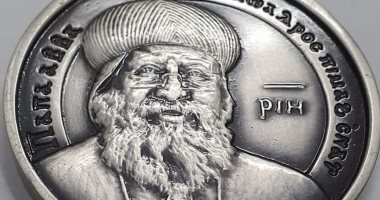 3 ميداليات تذكارية لبابوات الكنيسة من مصلحة سك العملة.. صور